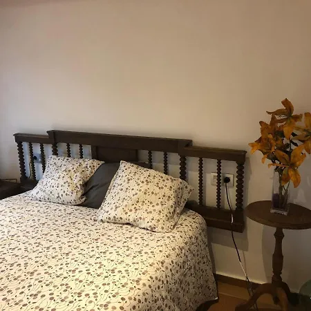 Con Terraza Y Chimenea La Rebollada