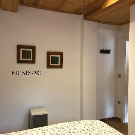 Con Terraza Y Chimenea *